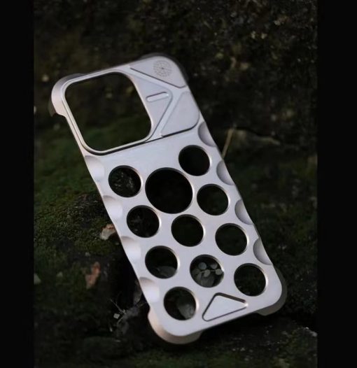 Metal Fragrance Hollow Dot Heat Dissipation Phone Case